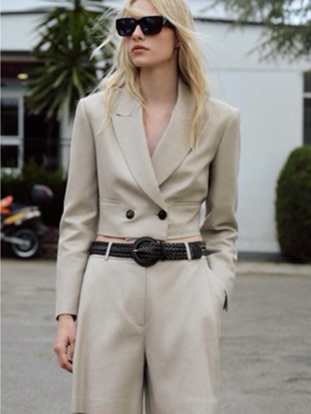 Zara Linen Blend Double-Breasted Cropped Blazer